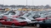 ARCHIVO: Vehículos Dodge Charger en un estacionamiento cerca de la planta de ensamblaje de Windsor, mientras aumentan las tensiones comerciales por los aranceles estadounidenses. En Windsor, Ontario, Canadá, el 3 de febrero de 2025. REUTERS/Rebecca Cook.