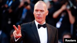 Aktor Michael Keaton, yang meraih nominasi Golden Globes untuk aktor terbaik dalam film komedi atau musikal untuk perannya dalam film "Birdman," di Festival Film Venesia, Agustus 2014.