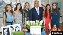 عکس دست‌جمعی خانواده پهلوی