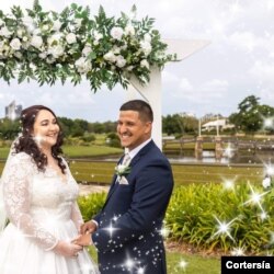 Tras un largo periplo y alejado de su familia, el cubano Ridel Brea pudo rehacer su vida y contraer matrimonio en Australia, su lugar de acogida.[Foto Ridel Brea].