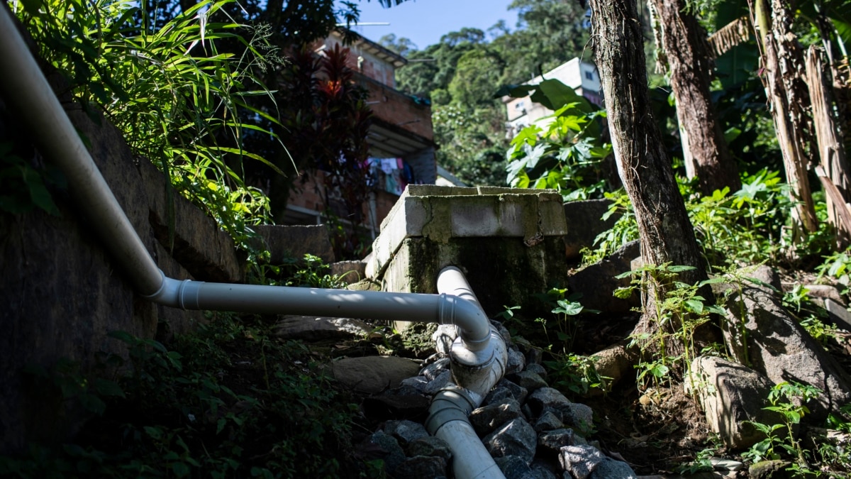 How a Favela in Brazil Got Its Clean Water Back, for $42,300 - Voice of America - VOA News