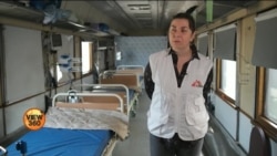 یوکرین میں جنگ کے زخمیوں کی مدد کے لیے میڈیکل ٹرین