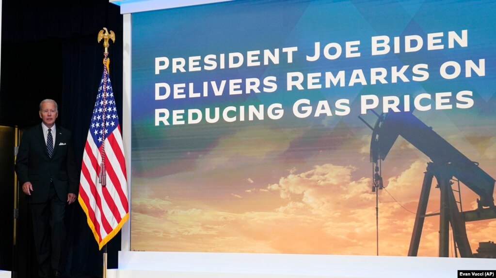 资料照片：美国总统拜登在白宫就汽油价格问题发表讲话。（2022年6月22日）(photo:VOA)
