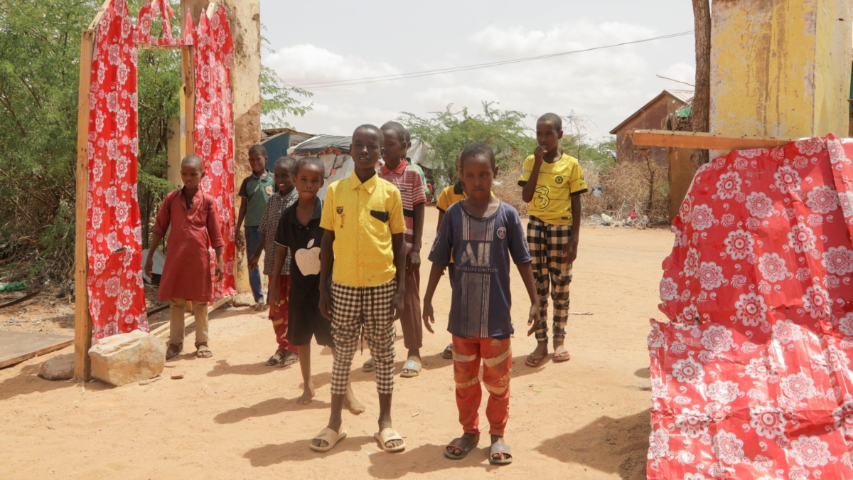 A Somali Boy's Search for Food - Vimarsana News