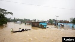 Banjir di Sylhet, bagian timur laut Bangladesh, 19 Juni 2022. (REUTERS/Stringer)