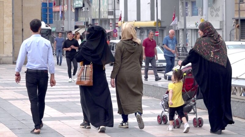 Medya Göçmenleri Görmezden mi Geliyor?