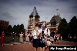 HEALTH-CORONAVIRUS/SHANGHAI-DISNEYLAND