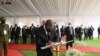 Presidente angolano João Lourenço assina livro de condolências do antigo Presidente José Eduardo dos Santos, Luanda, Angola, 11 Julho 2022
