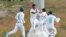 ফাইল-অ্যান্টিগা এবং বারবুডার নর্থ সাউন্ডের ভিভিয়ান রিচার্ডস ক্রিকেট স্টেডিয়ামে বাংলাদেশ ও ওয়েস্ট ইন্ডিজের মধ্যে প্রথম টেস্টের তৃতীয় দিনে ওয়েস্ট ইন্ডিজের ক্রুমাহ বোনারের উইকেট নেবার পর উল্লাস করছেন বাংলাদেশের সৈয়দ খালেদ আহমেদ।১৮ জুন ২০২২।(ছবি র‍্যান্ডি/এএফপি)