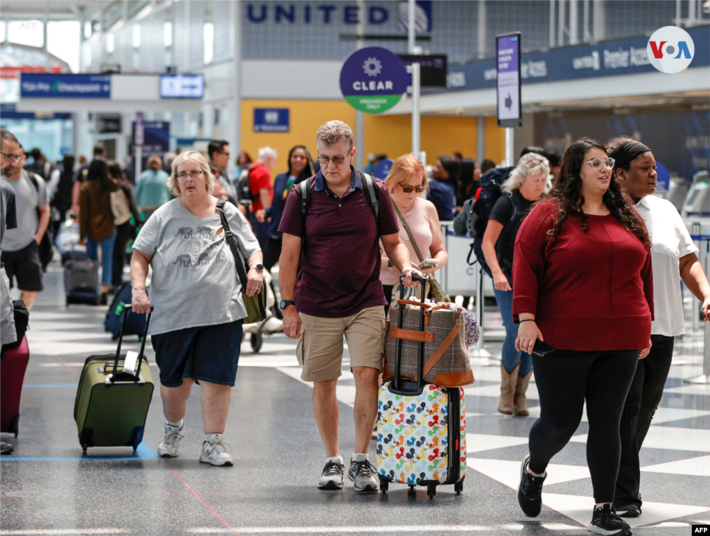 Desde el 30 de junio, el aeropuerto de Chicago ha visto ir y venir viajeros. Según proyecciones de las aerolíneas, los aeropuertos de esta ciudad esperan mover 1.5 millones de personas en el festivo del 4 de julio.