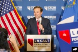Adam Laxalt, candidat républicain du Nevada au Sénat américain, à Reno, Nevada, mardi 14 juin 2022.