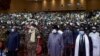 Les Maliens adoptent un calendrier électoral avant le sommet de la Cédéao