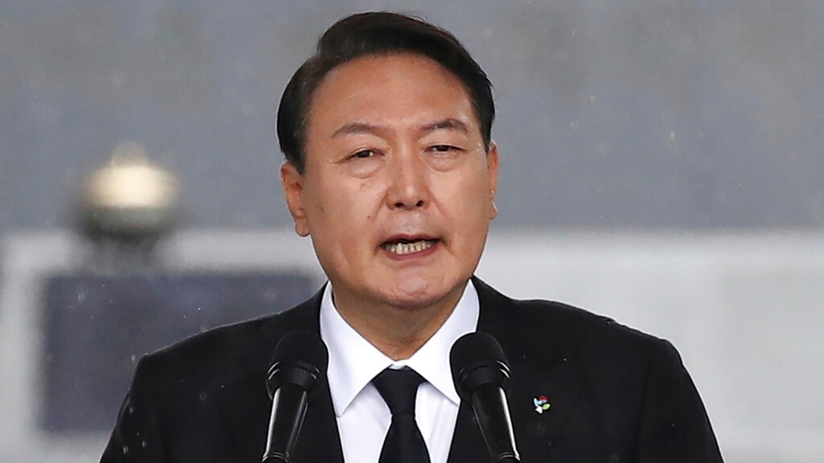 south-korean-president-yoon-seok-yeol-consider-suspending-the