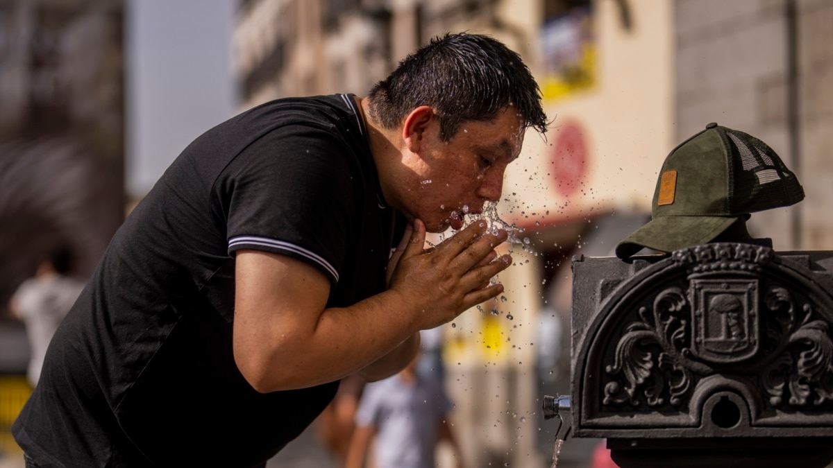 Heat Wave Grips Spain As UK Readies For Soaring Temperatures