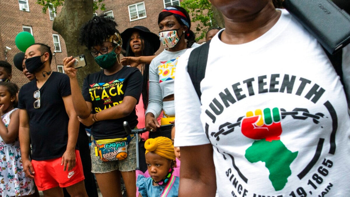 Despite Push, US States Slow to Make Juneteenth a Paid Holiday - Vimarsana News