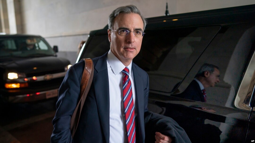 Pat Cipollone, mantan penasihat Gedung Putih Donald Trump (foto: dok). 