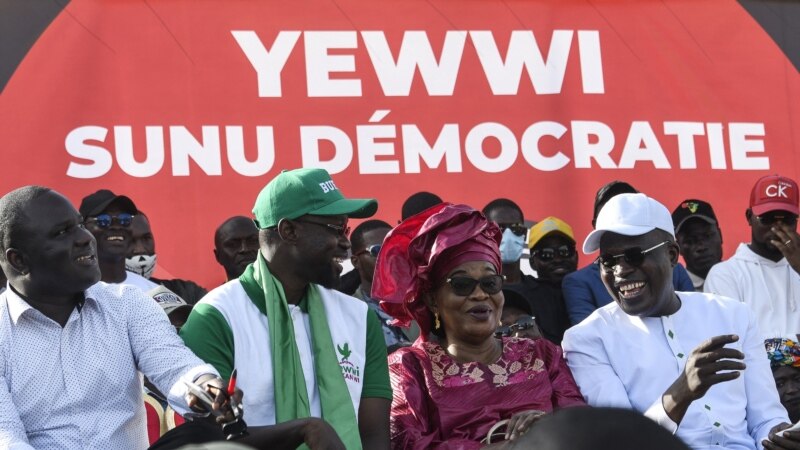 L'opposition sénégalaise a lancé un concert de casseroles et de klaxons à Dakar