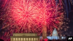 Snapshots of July 4 Fireworks From Across the US