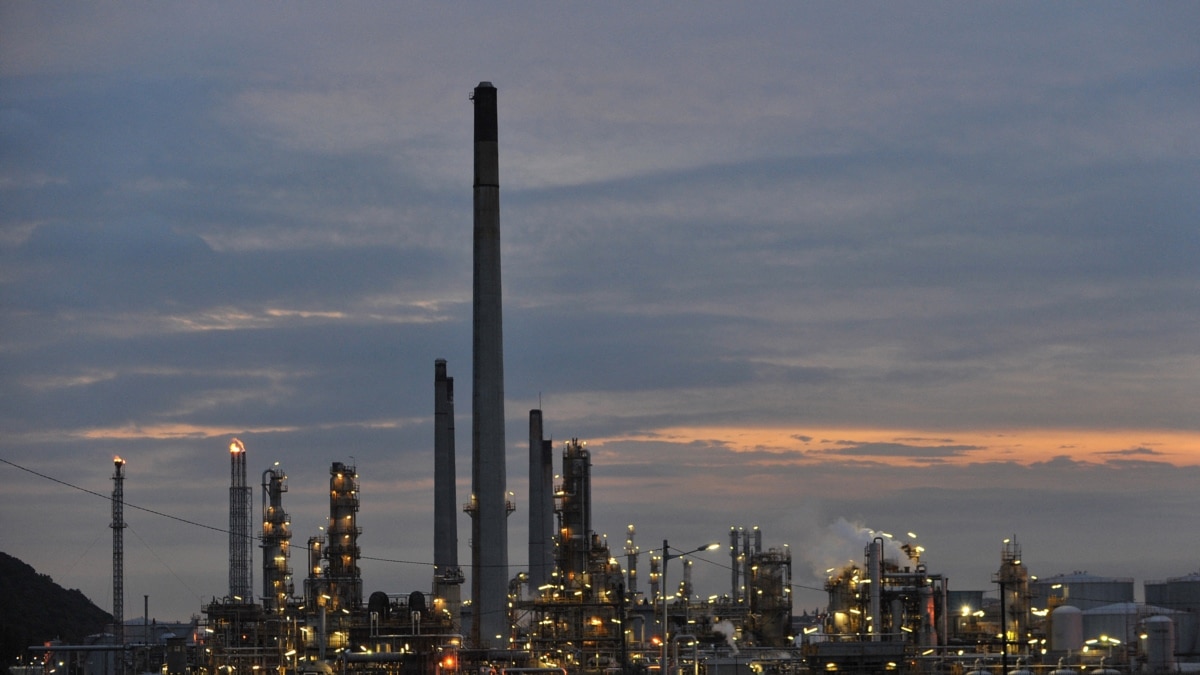 South Africa Can't Refine Russian Oil, Opposition Politician Says - Vimarsana News