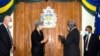 Perdana Menteri Solomon Manasseh Sogavare (kedua dari kanan) dan Menteri Luar Negeri Australia Penny Wong (kedua dari kiri) di ibu kota Kepulauan Solomon, Honiara, 17 Juni 2022. (Foto: Julia WHITWELL / DFAT / Alumni Global Australia / AFP) 