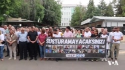 Barevankarên Azadîya Ragihandinê Girtina Rojnamevanên Kurd Şermezar Dikin