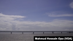 The Padma Bridge near Dhaka, Bangladesh, cost about $3.86 billion. (Mahmud Hossain Opu/VOA)