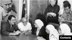 Mother Teresa of Calcutta, founder of the Congregation of the Missionaries of Charity, visited Nicaragua in 1986 and met with President Ortega.  Courtesy