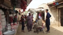 کراچۍ کې د افغان کډوالو کېمپ
