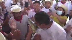 Mexican Mayor Weds Alligator in Age-Old Ritual 