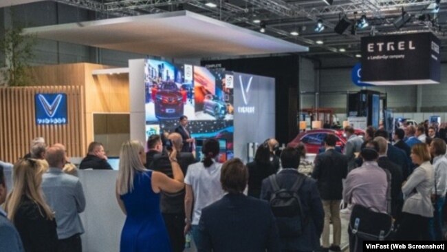 VinFast giới thiệu các mãu xe điện thông minh tại Hội nghị và Triển lãm xe điện quốc tế ở Oslo, Na Uy, từ 11-15 tháng này.