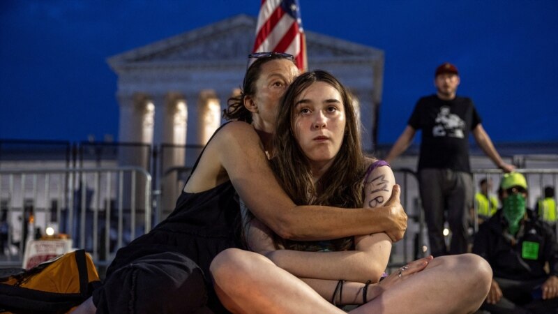 Entrée en vigueur de lois anti-avortement dans trois États américains