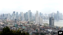 Una vista del horizonte de la ciudad de Panamá, lunes 4 de abril de 2016.