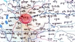 ༧གོང་ས་མཆོག་གི་སྐུ་པར་ཉར་བར་ནག་ཆུའི་བུད་མེད་ཅིག་འཛིན་བཟུང་། 