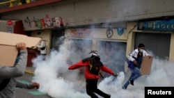 En fotos |  Manifestantes indígenas siguen protestando en las calles de Ecuador 