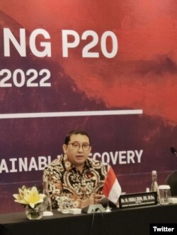 Fadly Zon dalam Kick-off Meeting P20, di Surabaya, 15 Juni 2022. (Foto: Twitter/fadlizon)