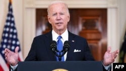 Tổng thống Mỹ Joe Biden phát biểu trước toàn quốc tại Nhà Trắng ở Washington, D.C. ngày 24 tháng 6 năm 2022 sau phán quyết của Tòa án Tối cao Hoa Kỳ bãi bỏ quyền phá thai.