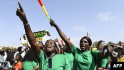 FILE: Protestors attend a rally of the Senegalese opposition at the Place de l'Obelisque in Dakar, on 6.8.2022. Senegal's main opposition leader Ousmane Sonko said he was determined to protest the rejection of his list for the upcoming legislative elections. 