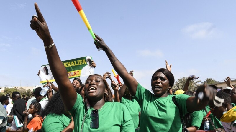Tensions politiques au Sénégal: vers un report des législatives?