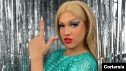 Francisco Machado se viste de Drag Queen para vencer estigmas.