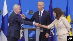 Со потпишувањето на пристапните протоколи, сега, секоја од 30-те членки на НАТО,  треба да ги ратификува според нивните индивидуални национални процедури