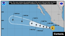 El huracán Bonnie alcanzó la categoría 3 el martes. Pronostican fuertes lluvias en partes de México. 