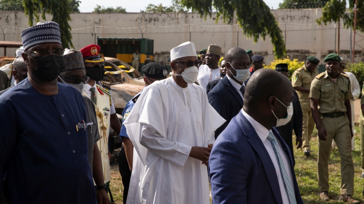 Nigerian Officials Search For Escaped Prisoners - Vimarsana News