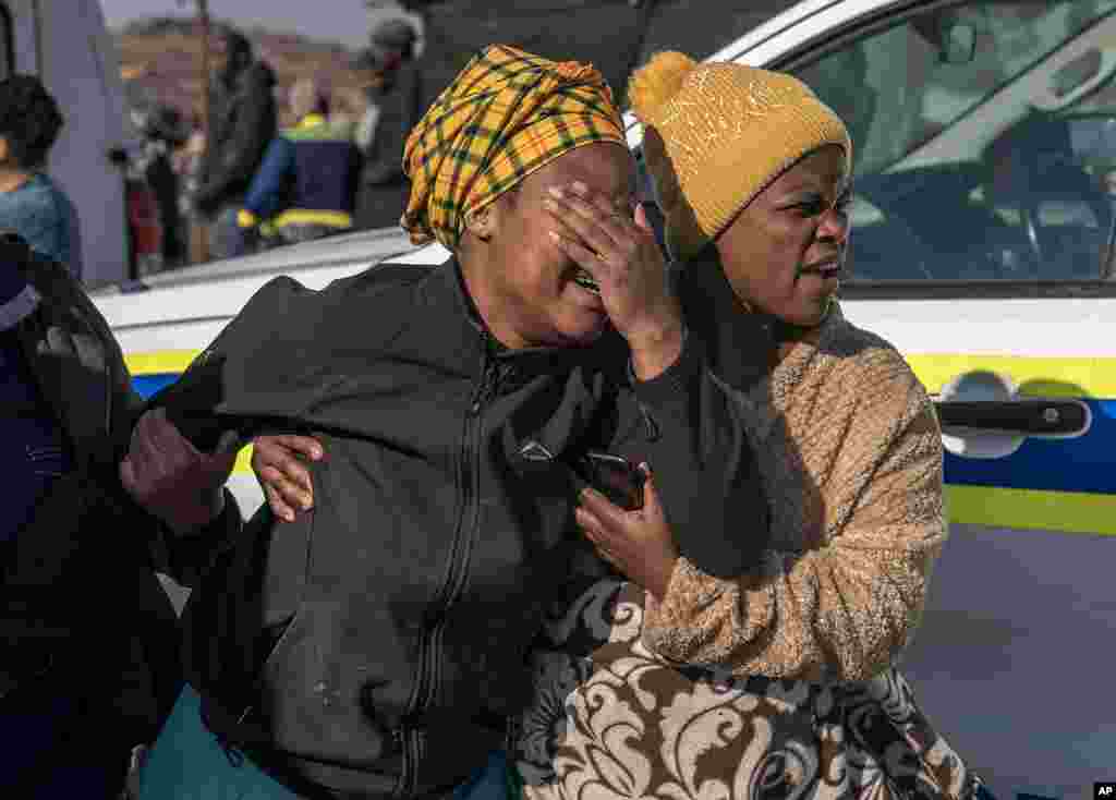 A woman weeps at the scene of an overnight bar shooting in Soweto, South Africa.&nbsp;A mass shooting at a tavern in Johannesburg&#39;s Soweto township has killed 15 people and left others in critical condition, according to police. &nbsp;