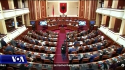 Kuvendi i Shqipërisë miratoi Rezolutë për genocidin në Srebrenicë