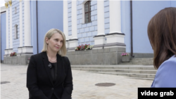 U.S. Ambassador to Ukraine Bridget Brink, left, speaks with VOA in Kyiv, Ukraine, June 16, 2022.