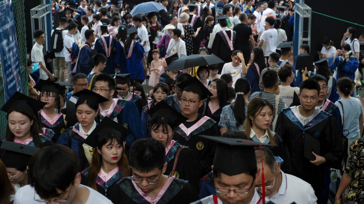 僧多粥少：中国一千多万应届大学毕业生就业前景惨淡
