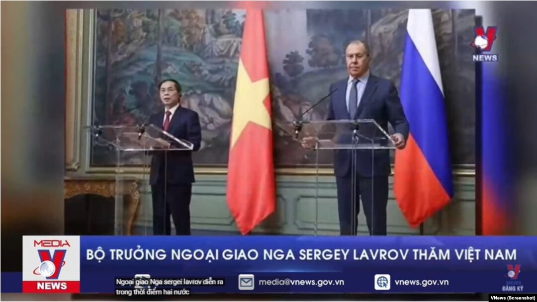 Bộ trưởng Ngoại giao Nga Sergei Lavrov thăm Việt Nam từ 5-6/7 trong lúc hai nước kỷ niệm 10 năm thiết lập quan hệ đối tác chiến lược toàn diện.