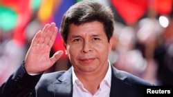 El presidente de Perú, Pedro Castillo, llega a la novena Cumbre de las Américas, en Los Ángeles, California, EE. UU., el 8 de junio de 2022.