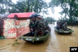 بنگلہ دیش میں لوگوں کی مدد کے لیے فوج طلب کی گئی ہے۔