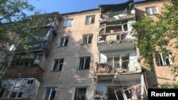 Mikolayiv'de Rus füze saldırısında zarar gören bir apartman. 29 Haziran 2022
